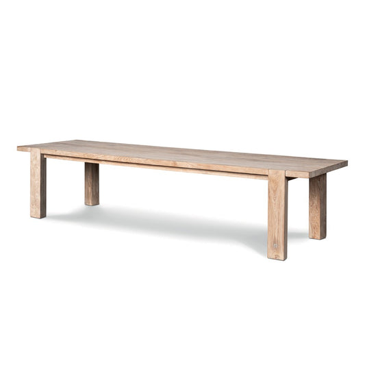 MAESTRO outdoor dining table made of natural regenerated teak