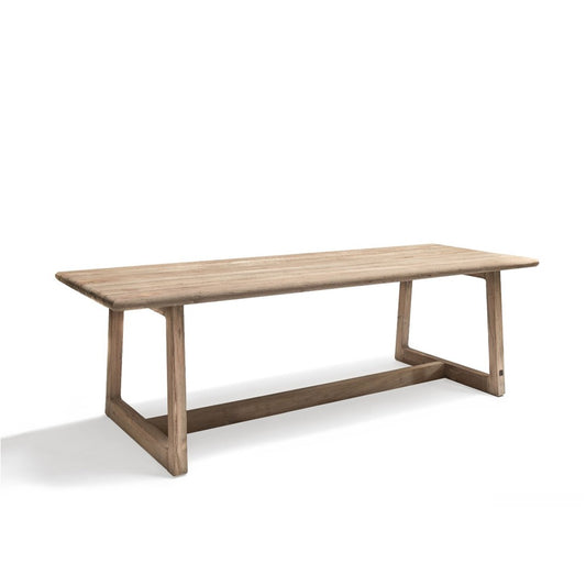 DELMON outdoor dining table made of natural regenerated teak