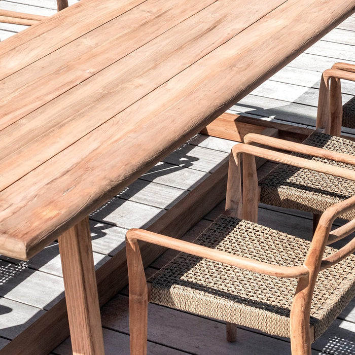 DELMON outdoor dining table made of natural regenerated teak