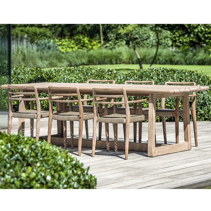 DELMON outdoor dining table made of natural regenerated teak